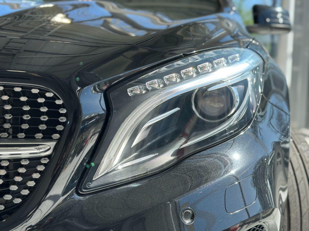 MERCEDES-BENZ GLA CLASS