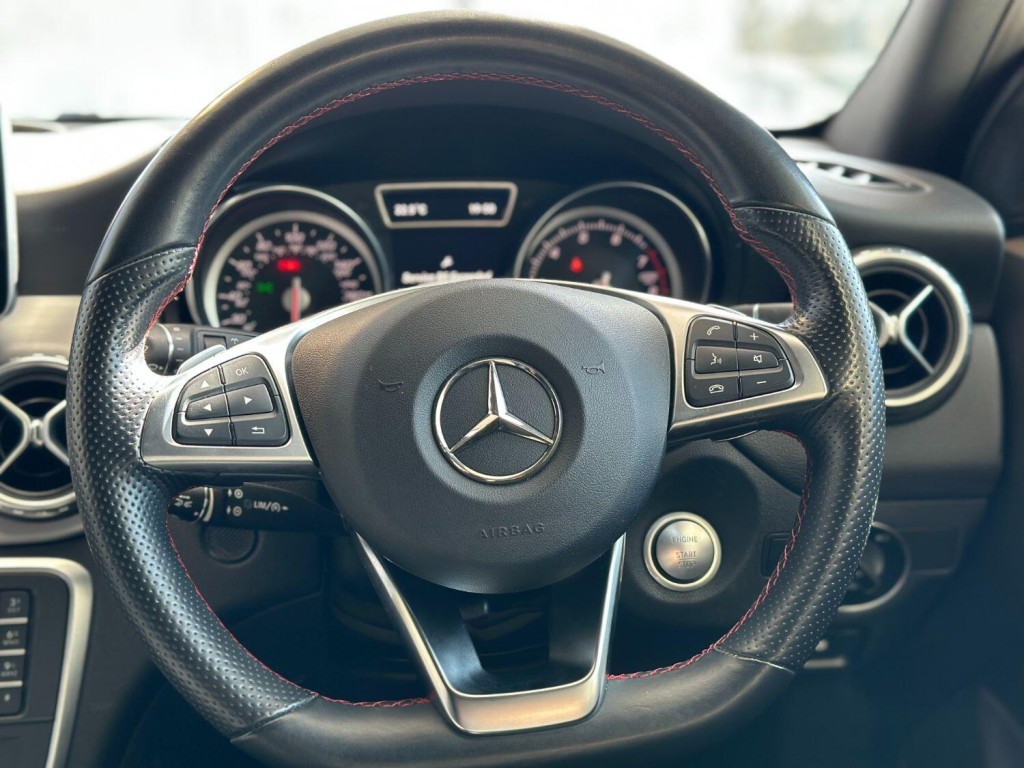 MERCEDES-BENZ GLA CLASS