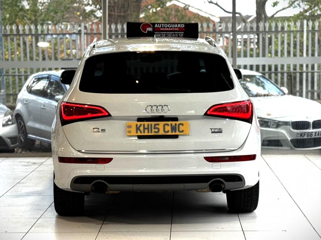 AUDI Q5