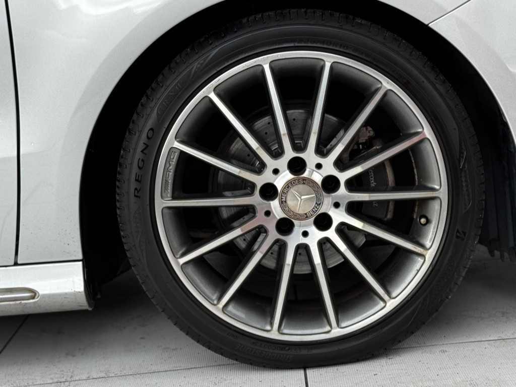 MERCEDES-BENZ B CLASS