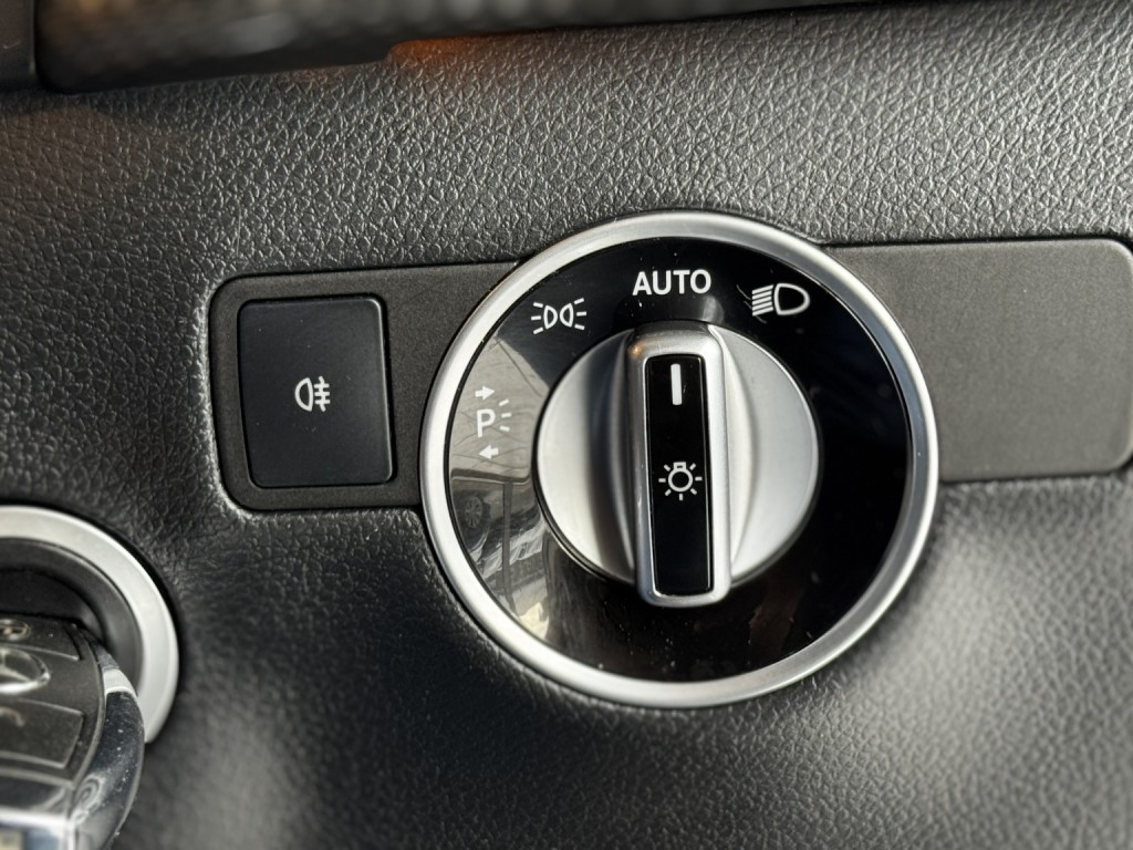 MERCEDES-BENZ B CLASS