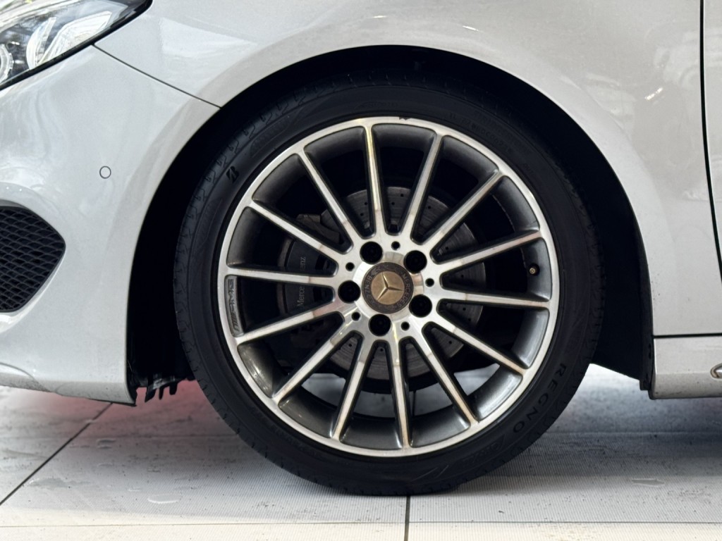 MERCEDES-BENZ B CLASS