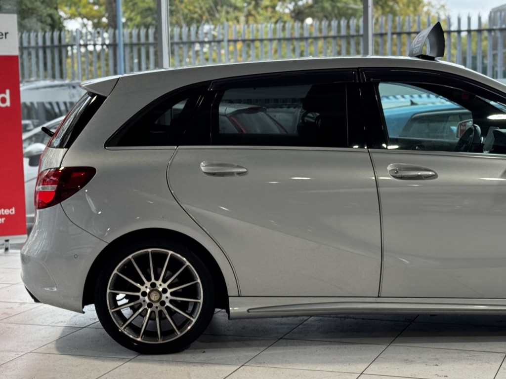 MERCEDES-BENZ B CLASS