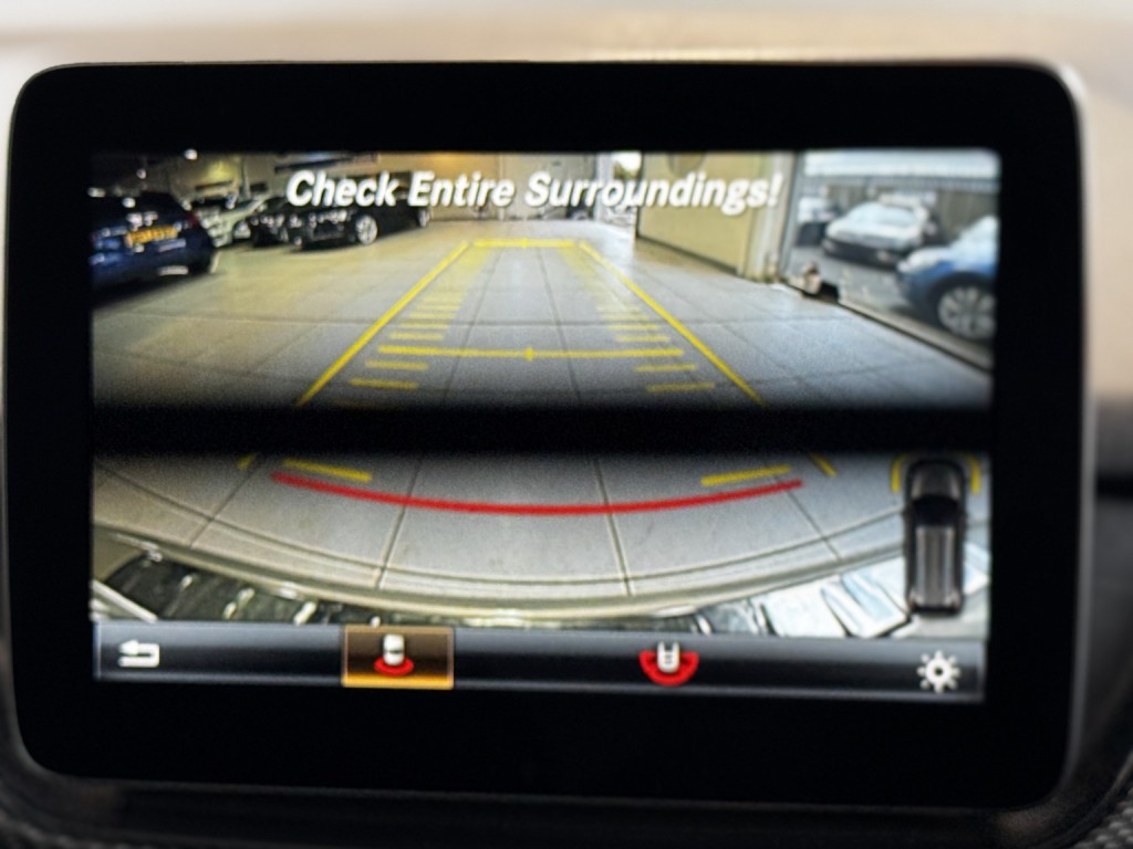 MERCEDES-BENZ B CLASS