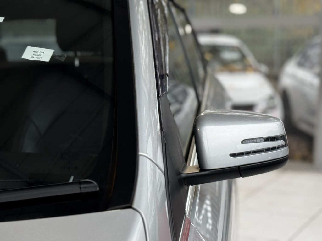 MERCEDES-BENZ B CLASS