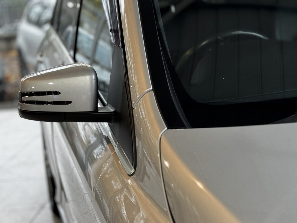 MERCEDES-BENZ B CLASS