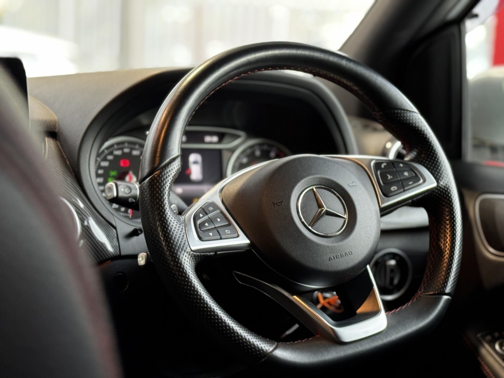 MERCEDES-BENZ B CLASS