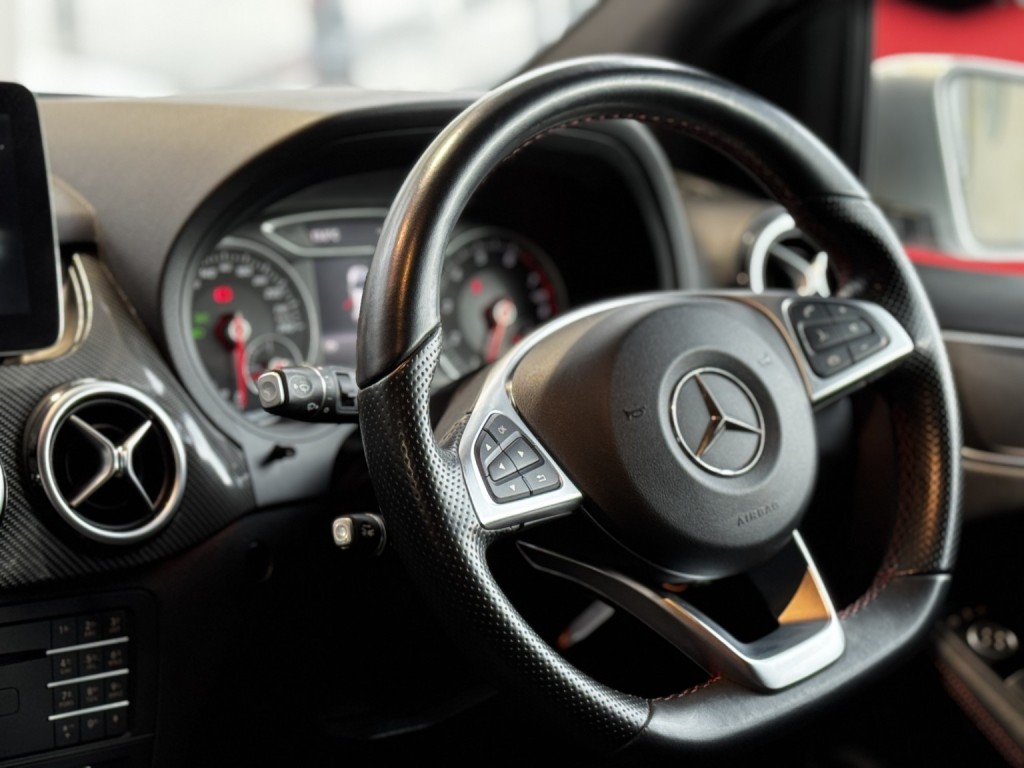 MERCEDES-BENZ B CLASS