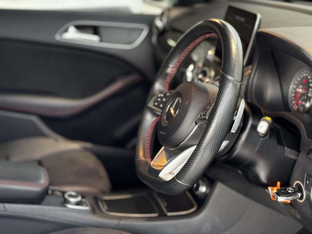 MERCEDES-BENZ B CLASS