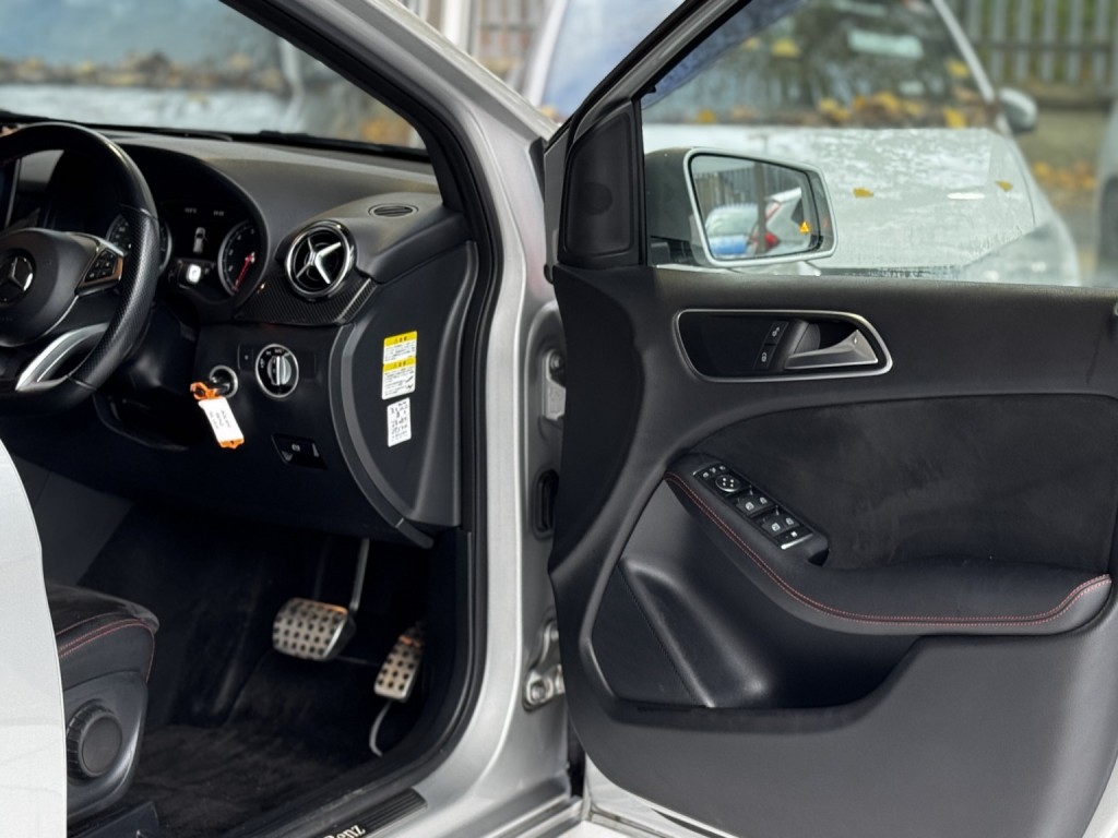 MERCEDES-BENZ B CLASS