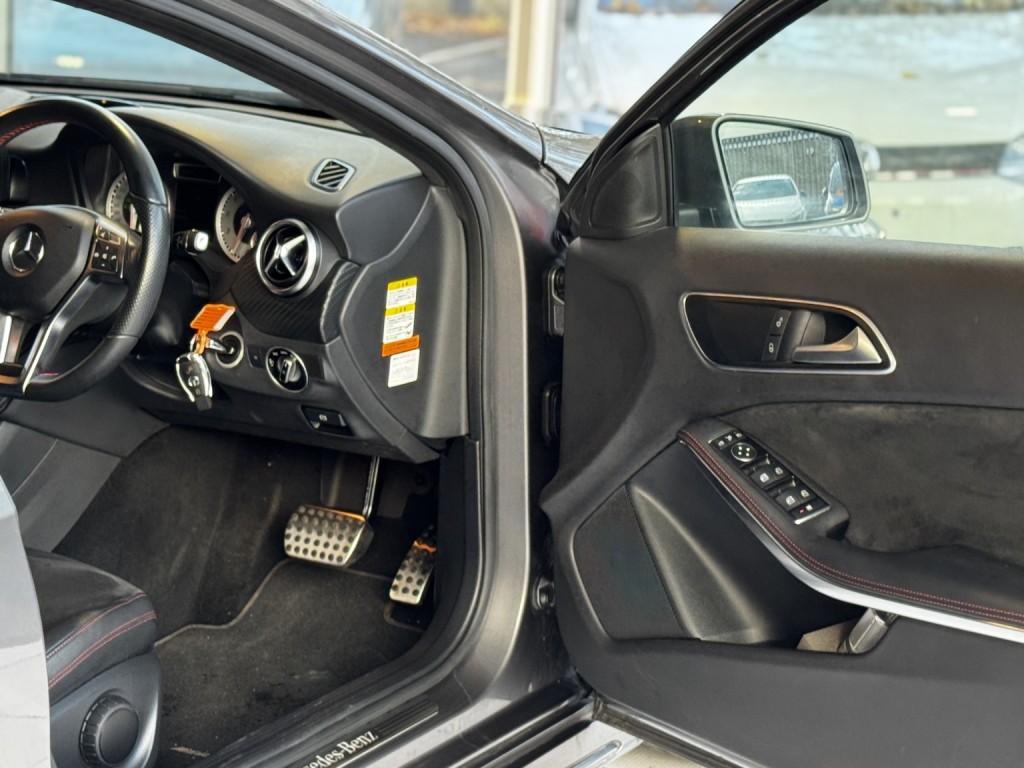 MERCEDES-BENZ A CLASS