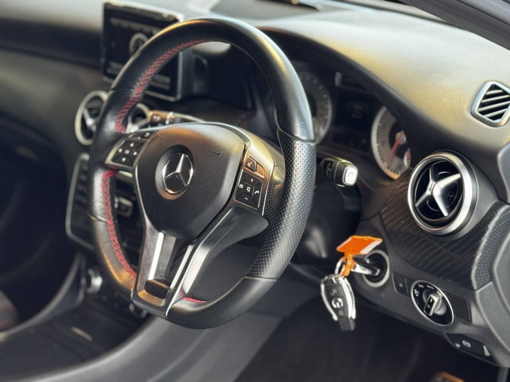 MERCEDES-BENZ A CLASS