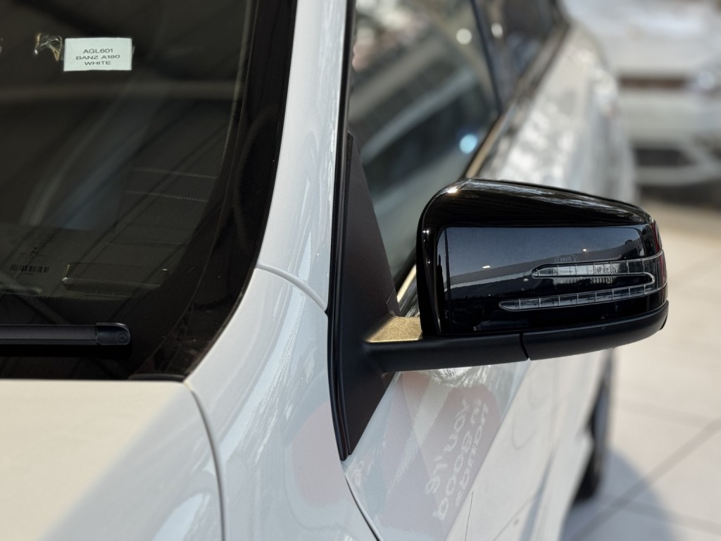 MERCEDES-BENZ A CLASS