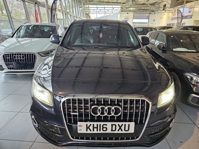 AUDI Q5