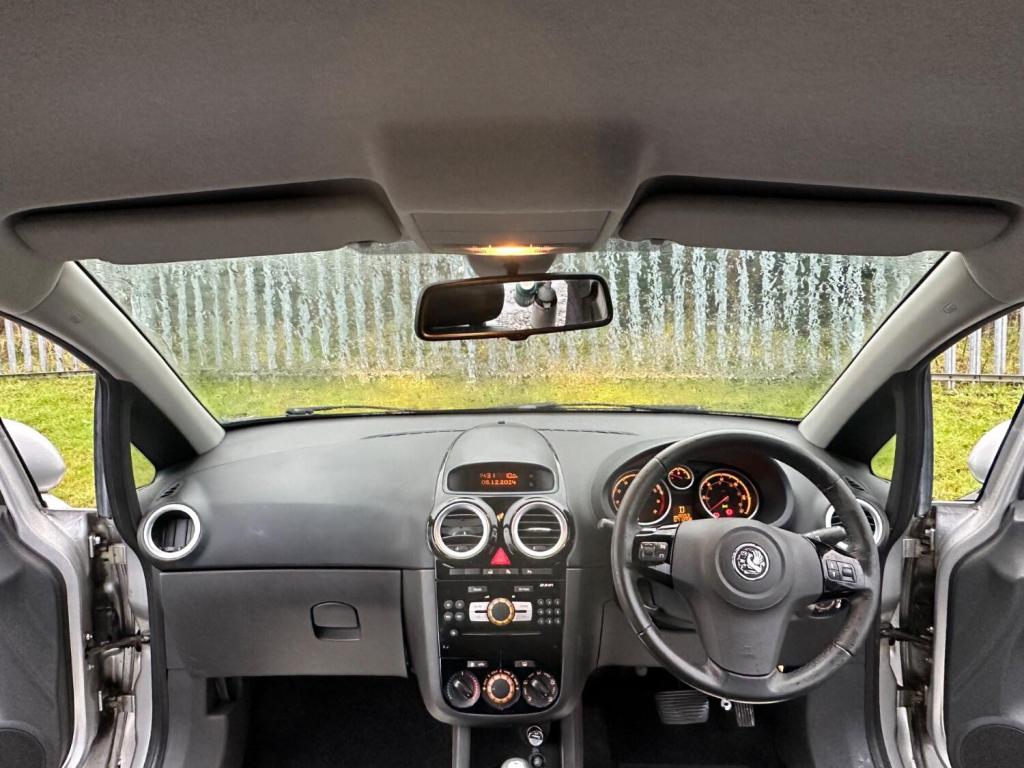 VAUXHALL CORSA