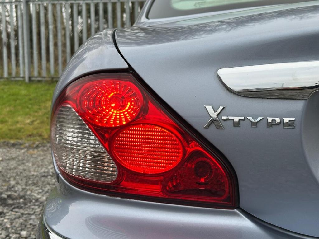 JAGUAR X-TYPE