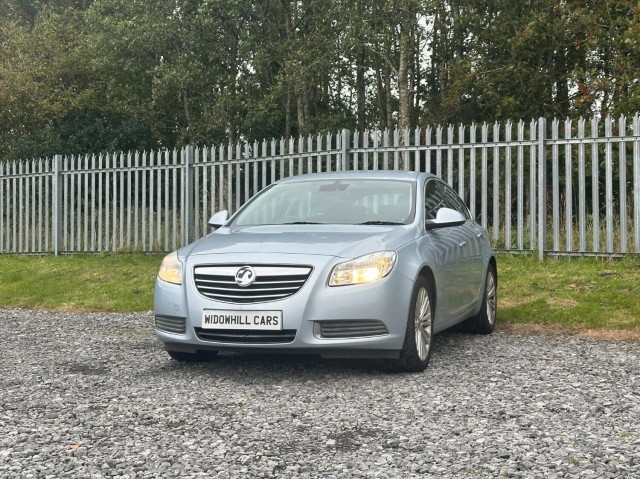 VAUXHALL INSIGNIA
