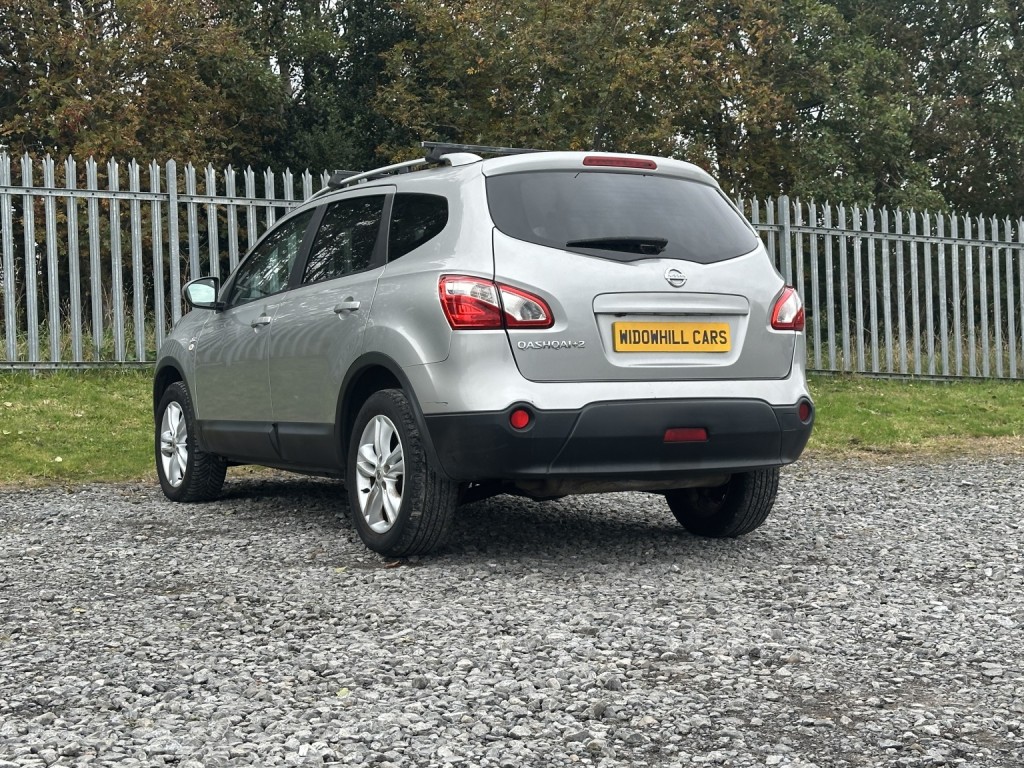 NISSAN QASHQAI+2