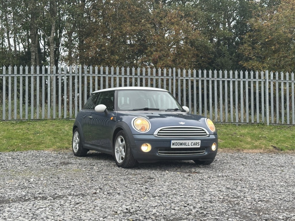 MINI HATCH