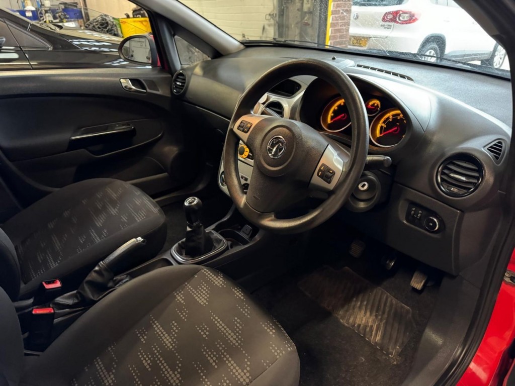 VAUXHALL CORSA