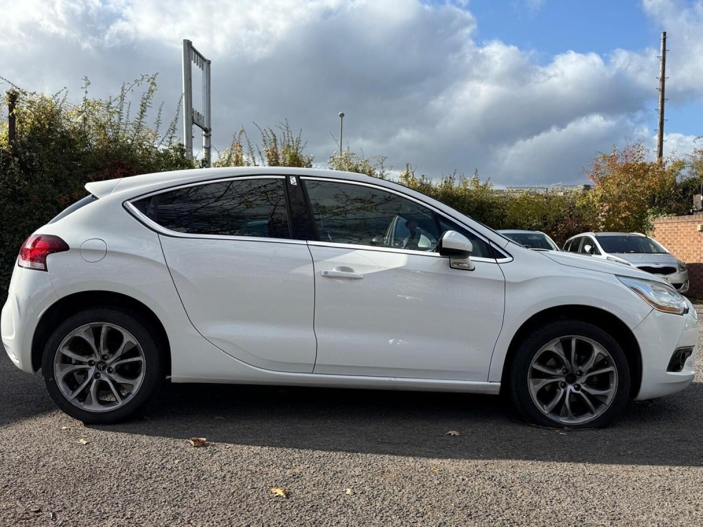 CITROEN DS4
