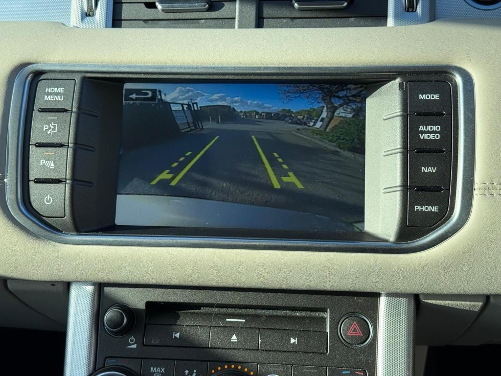 LAND ROVER RANGE ROVER EVOQUE