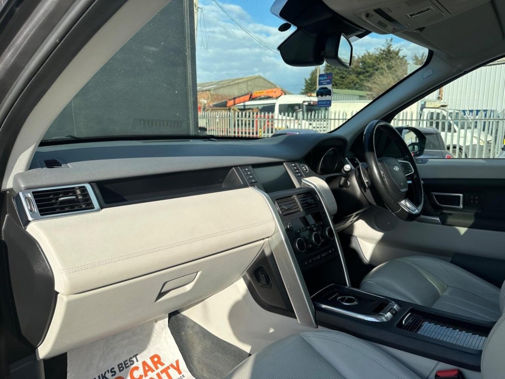 LAND ROVER DISCOVERY SPORT