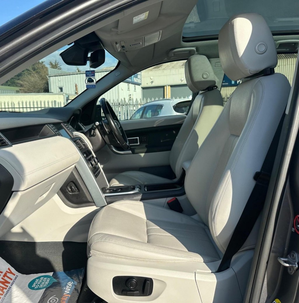 LAND ROVER DISCOVERY SPORT