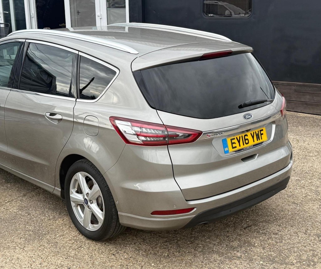 FORD S-MAX