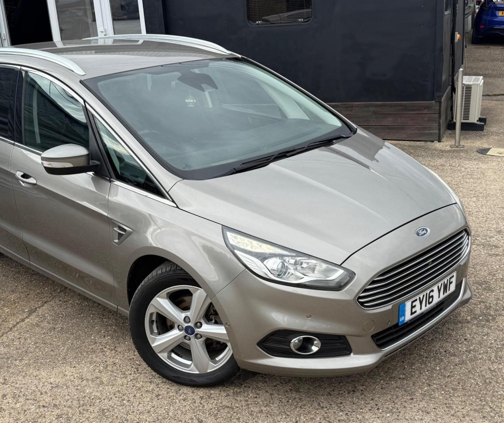 FORD S-MAX