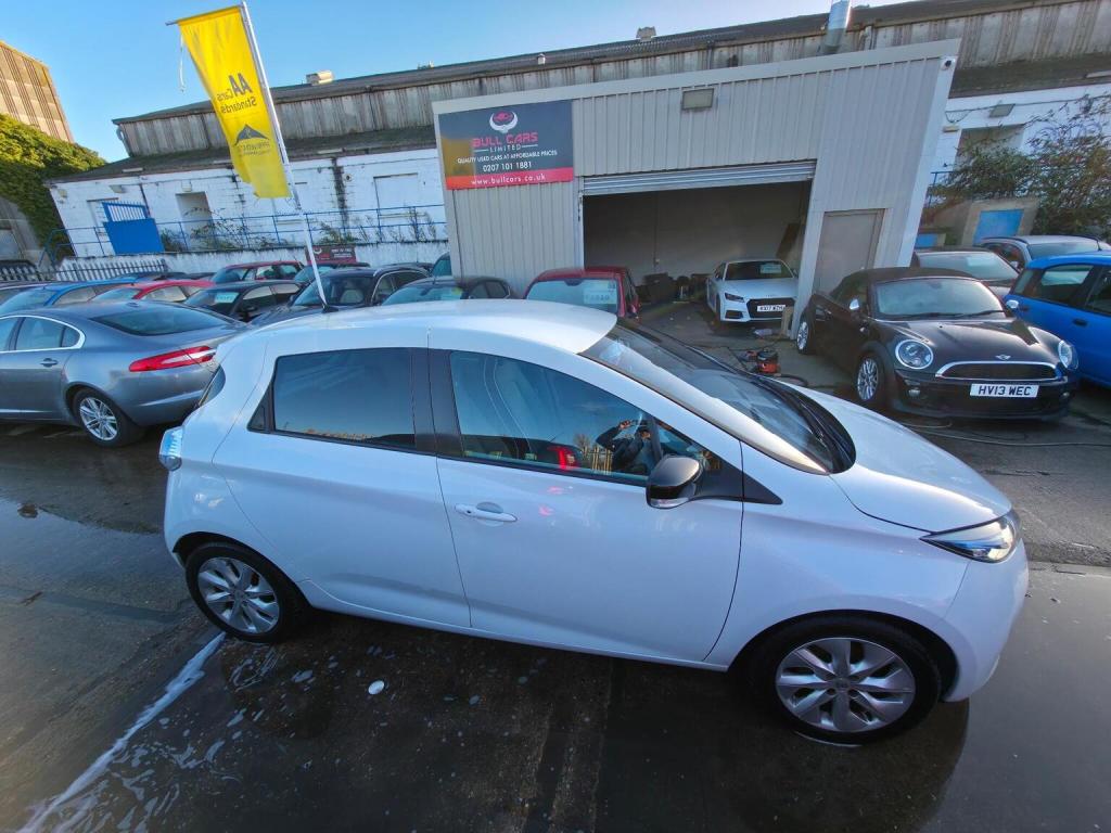 RENAULT ZOE