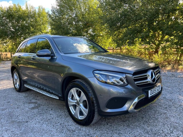 MERCEDES-BENZ GLC