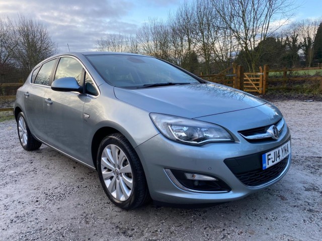 VAUXHALL ASTRA