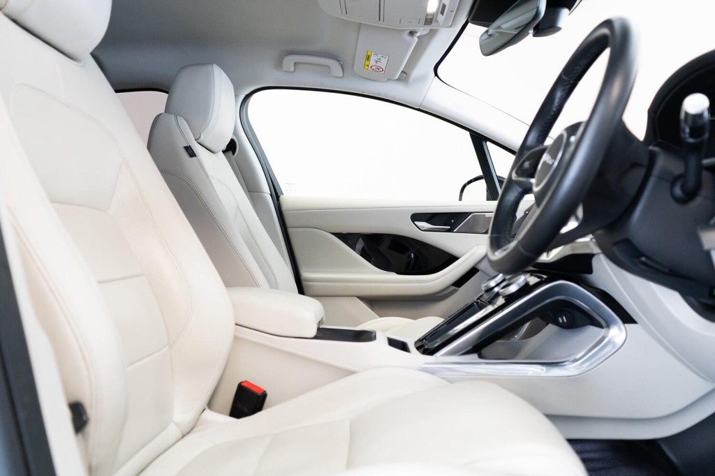 JAGUAR I-Pace