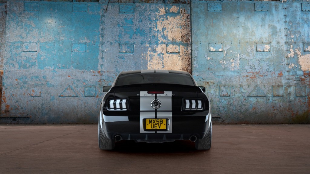 FORD MUSTANG