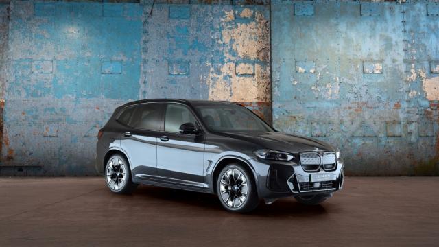 BMW IX3