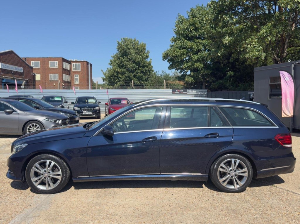 MERCEDES-BENZ E CLASS