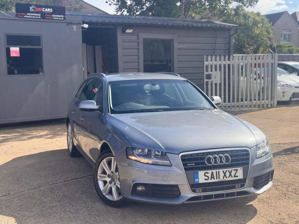 AUDI A4 AVANT