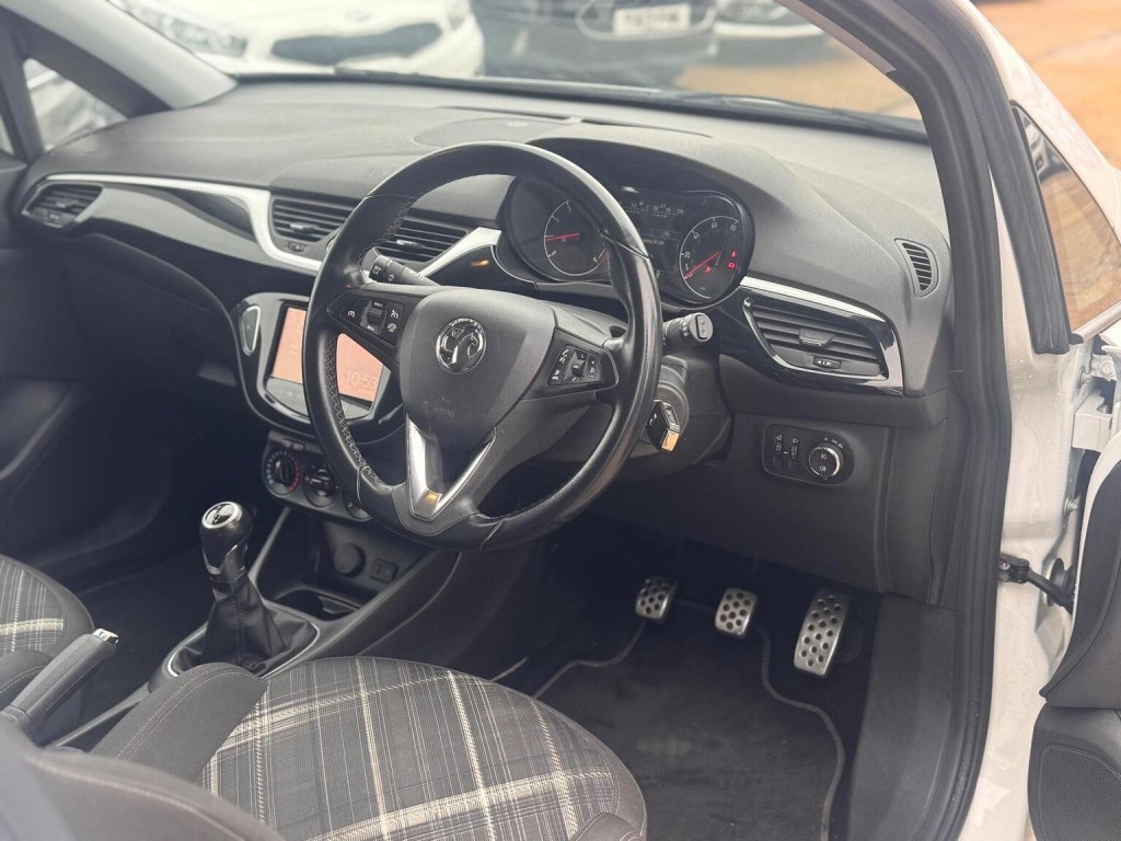 VAUXHALL CORSA