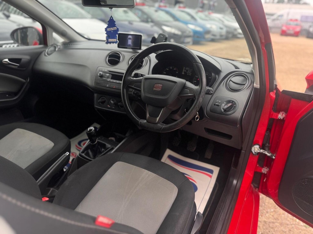 SEAT IBIZA
