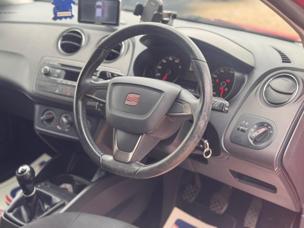 SEAT IBIZA