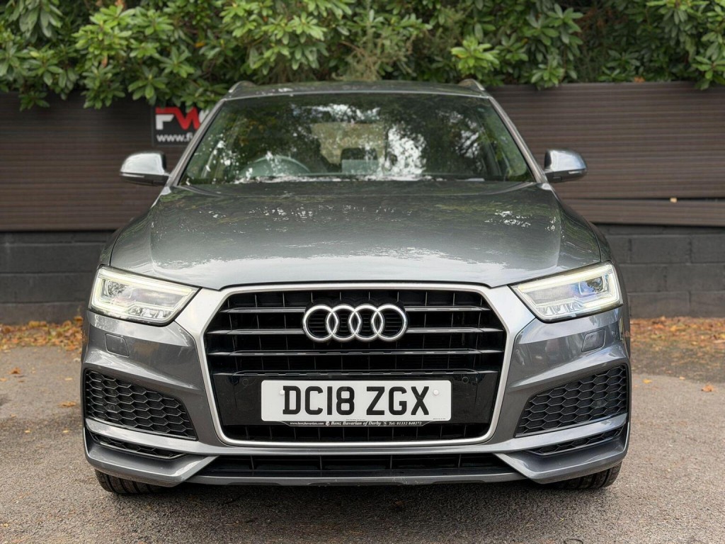 AUDI Q3