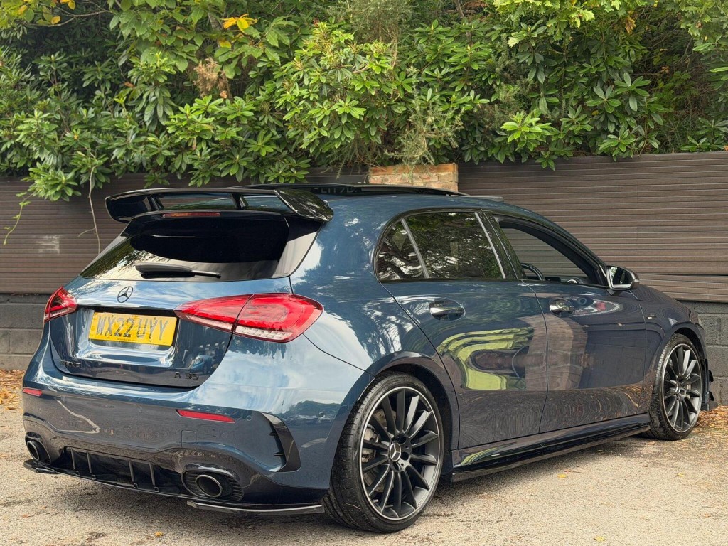 MERCEDES-BENZ A CLASS