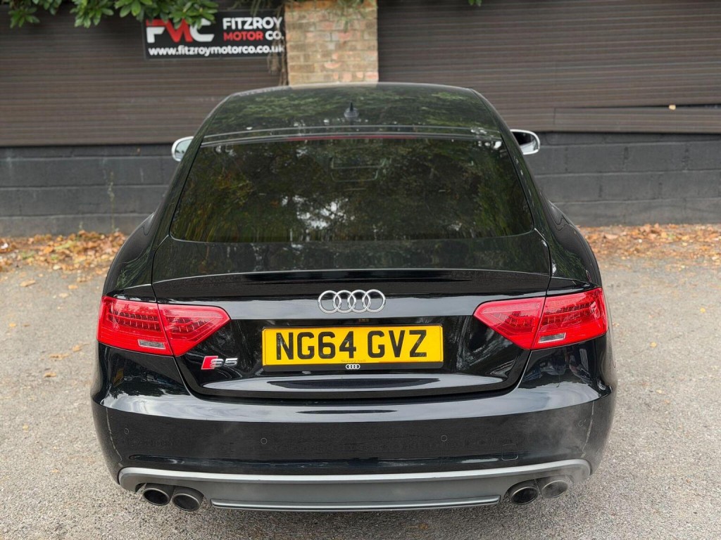 AUDI S5