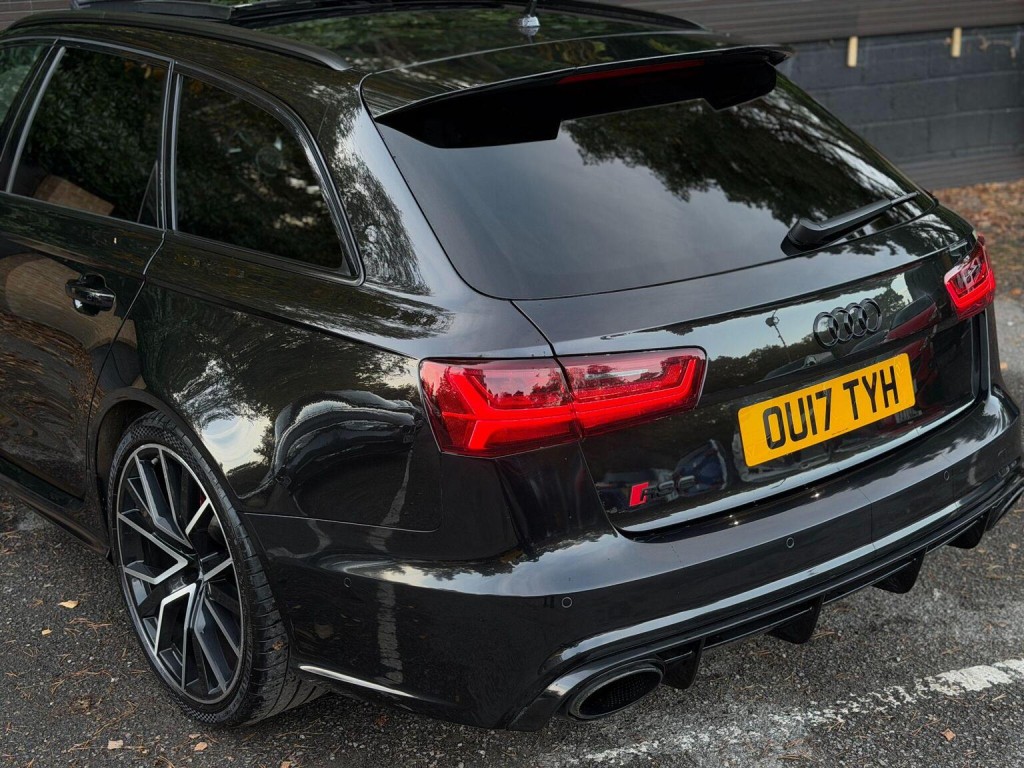 AUDI RS6