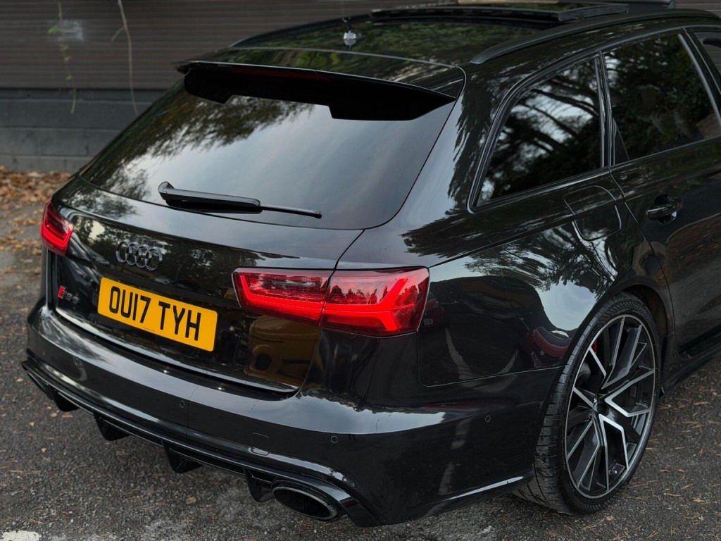 AUDI RS6