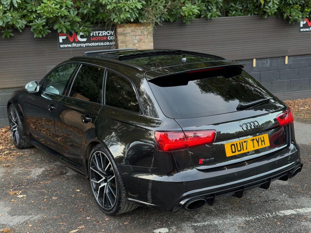 AUDI RS6