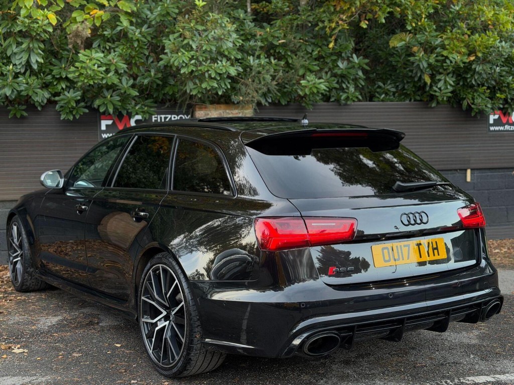 AUDI RS6