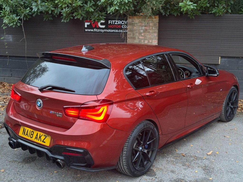 BMW 1 SERIES