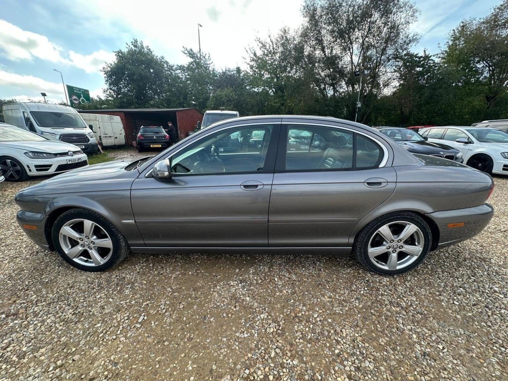 JAGUAR X-TYPE